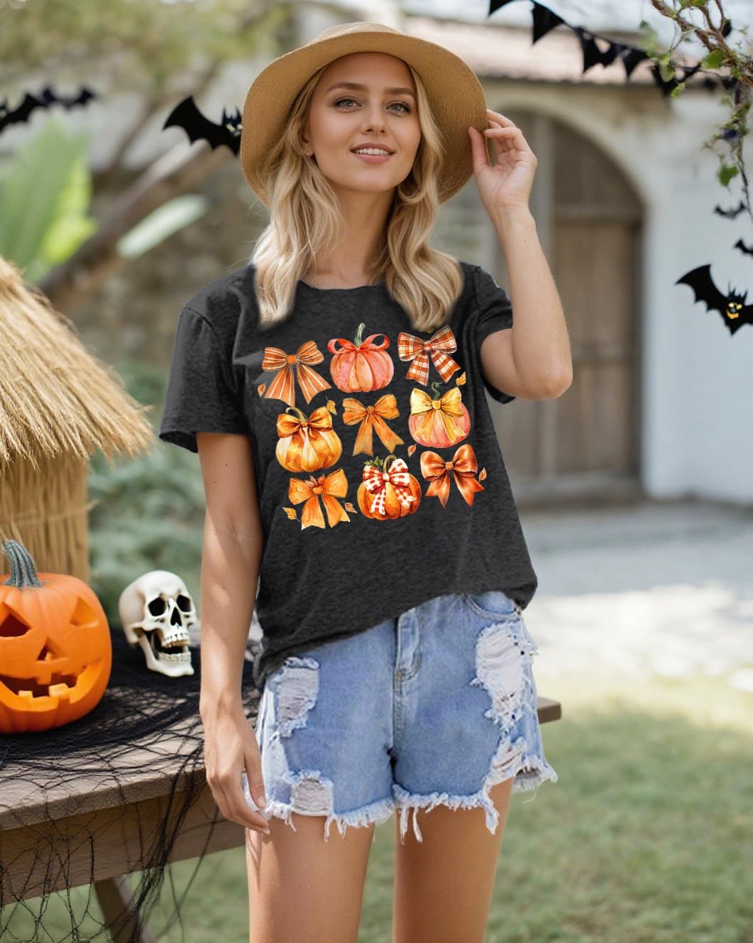 Halloween Shirts for Women Spooky Season Shirt Pumpkin Ghost Graphic tees Casual Short Sleeve Tops