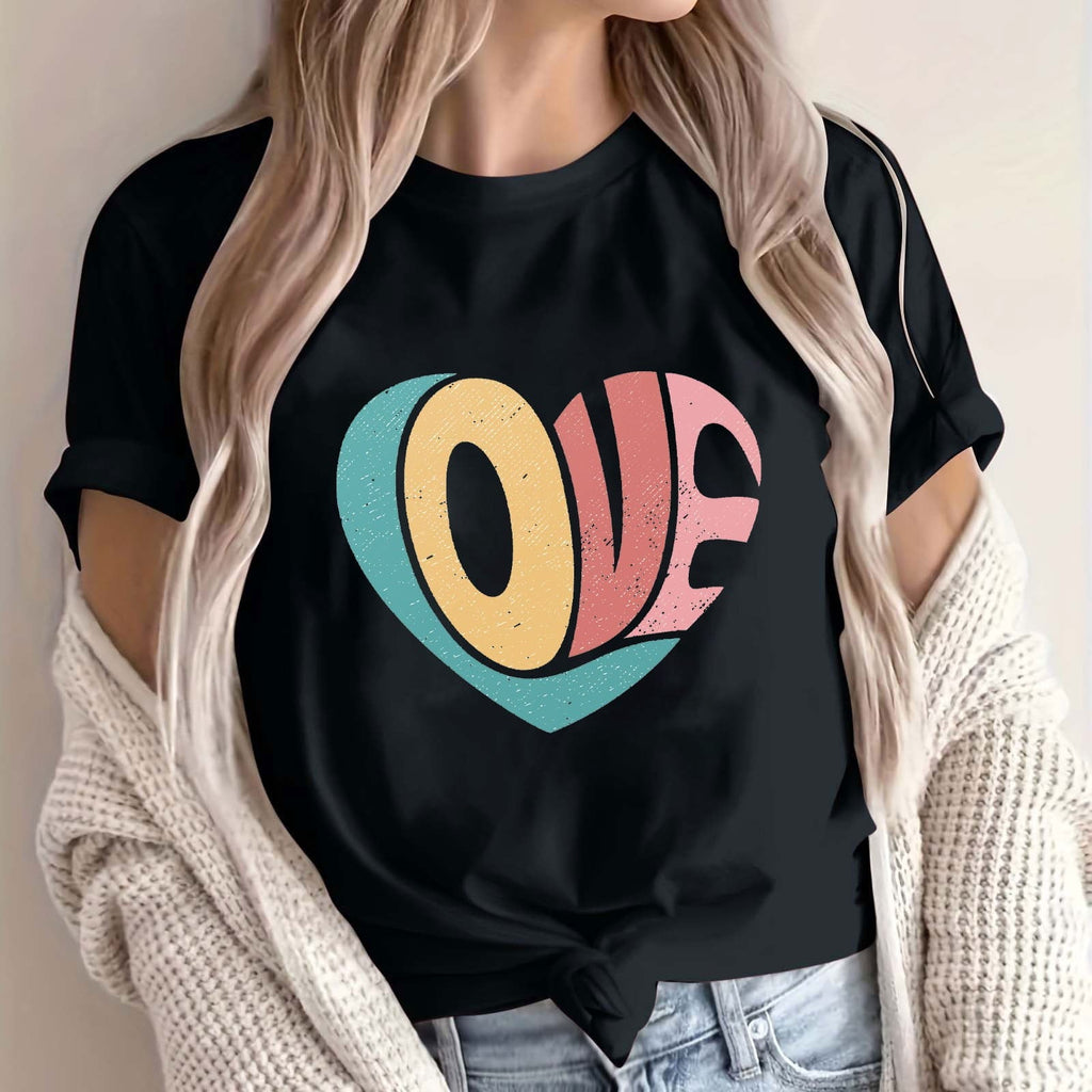 WREESH Cute Graphic Tees for Women Valentine's Day Love Heart Print Short Sleeve T-Shirts for Casual Wear Black