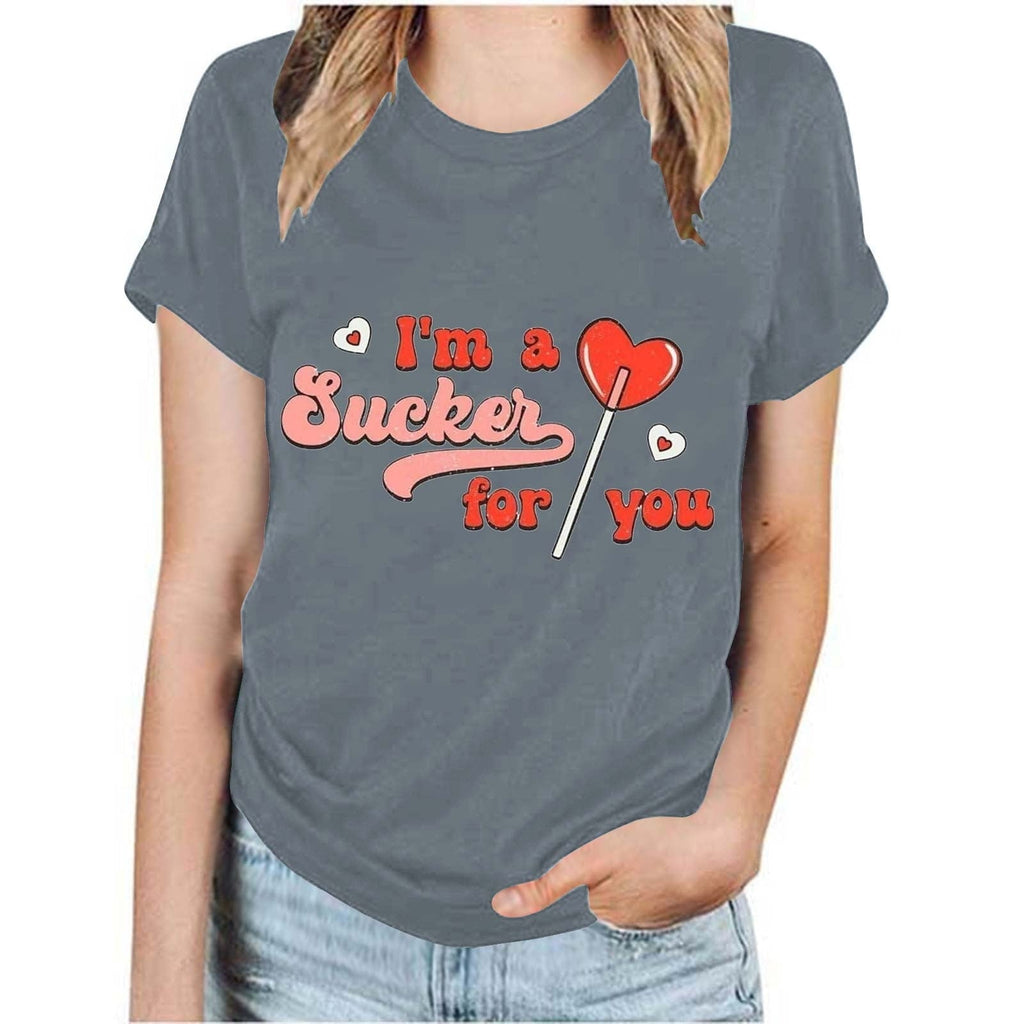 Lilgiuy Valentine Love Heart Tshirt Women Cute Graphic Valentine's Day Tee Lover Gifts Short Sleeve Crewneck Lightweight Shirt Gift for Your Mom Black(S-3XL)